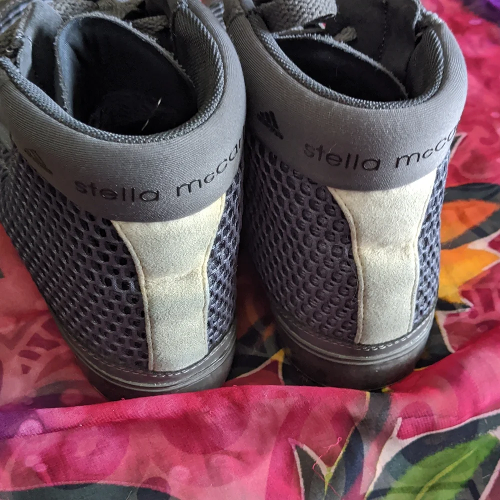 Stella McCartney Adidas high top size 7.5/39.5 - Picture 3 of 5
